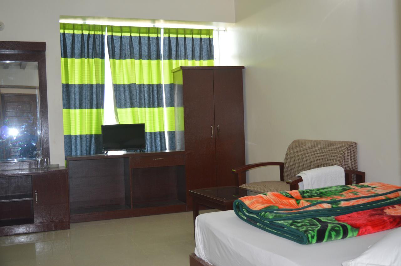 Well Park Resort Koks Badźar Zewnętrze zdjęcie